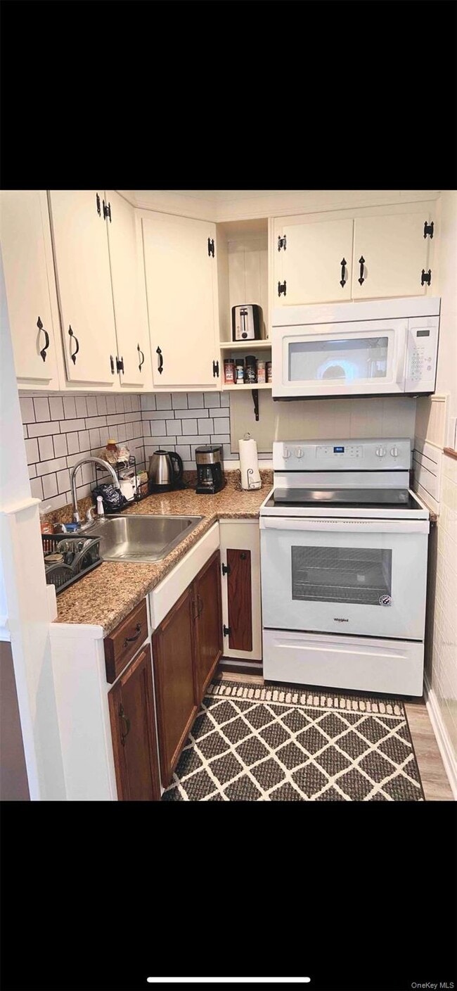 133 South St in Highland, NY - Building Photo - Building Photo