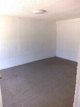 604 Oakland Dr in Irving, TX - Building Photo - Building Photo