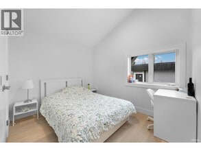 2881 E Georgia St in Vancouver, BC - Building Photo - Building Photo