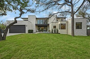 308 Briarwood Trail in Austin, TX - Building Photo