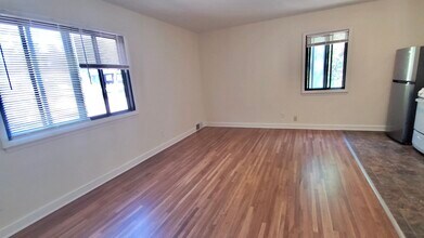 1225 St Clair Ave in St. Paul, MN - Building Photo - Building Photo
