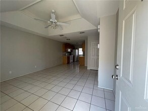 2311 Dora Jeanne Dr in Mission, TX - Building Photo - Building Photo