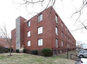 86 Webster St in Hartford, CT - Foto de edificio - Building Photo
