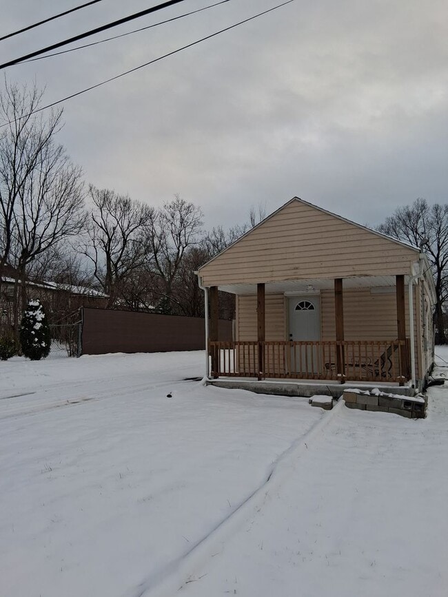 920 Louis St in Miamisburg, OH - Building Photo - Building Photo