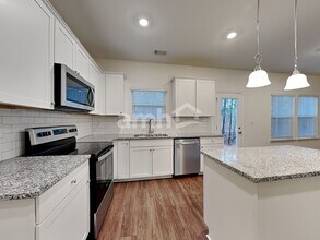 529 Camp dr in Dallas, GA - Foto de edificio - Building Photo