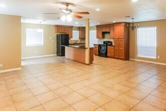5030 Summit Lodge Dr in Katy, TX - Building Photo - Building Photo