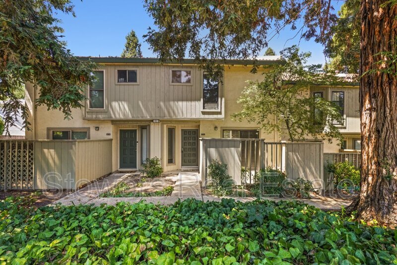 1714 Parkside Dr in Walnut Creek, CA - Building Photo