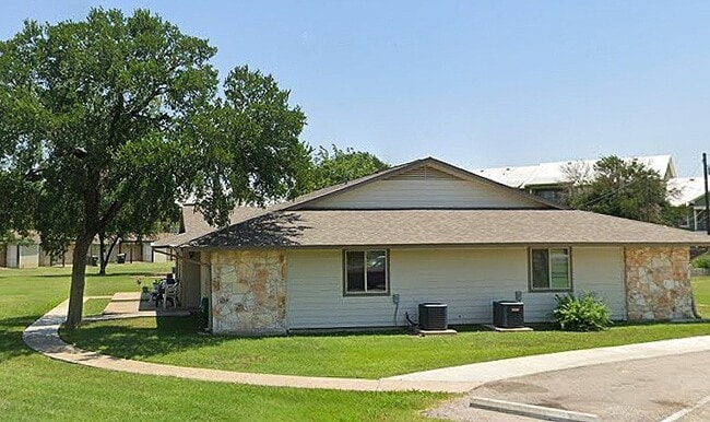 1623 Northwest Blvd in Georgetown, TX - Building Photo - Building Photo