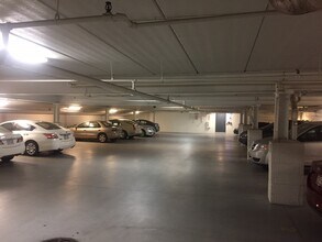 1630 W National Ave in Milwaukee, WI - Building Photo - Building Photo