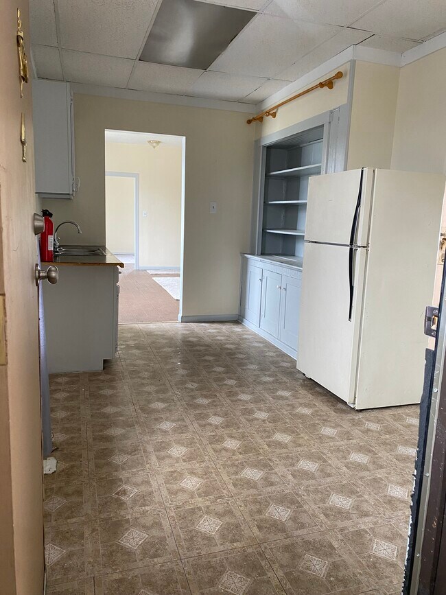 300 Perry Ave Rentals in Belle Vernon, PA