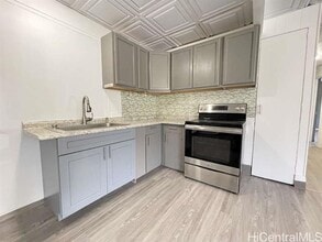 3110 Numana Rd in Honolulu, HI - Building Photo - Building Photo