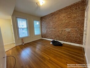 56 Ashford St, Unit 4 in Boston, MA - Building Photo - Building Photo