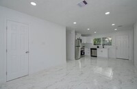 9518 Fairland Dr in Houston, TX - Building Photo - Building Photo