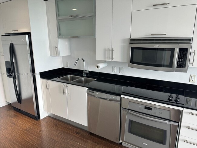 property at 60 SW 13th St