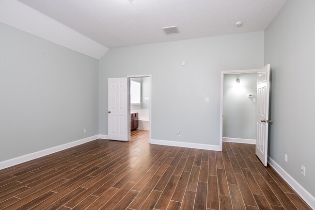 16019 Portmanshire Ln