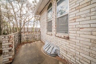 1107 S Jackson St in Junction City, KS - Building Photo - Building Photo