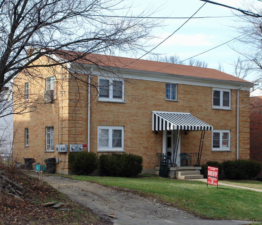 1087 Grand Ave in Cincinnati, OH - Building Photo