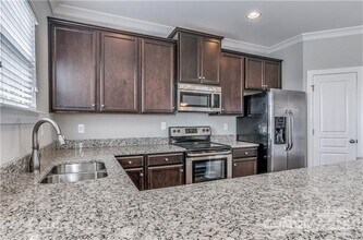 333 Halton Crossing Dr SW in Concord, NC - Building Photo - Building Photo
