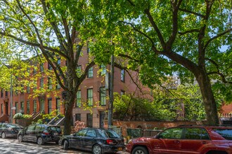 294 Cumberland St in Brooklyn, NY - Building Photo - Building Photo