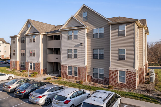 Madison Apartments in Shippensburg, PA - Building Photo - Building Photo