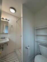 145 Charles St, Unit 5 in Boston, MA - Building Photo - Building Photo