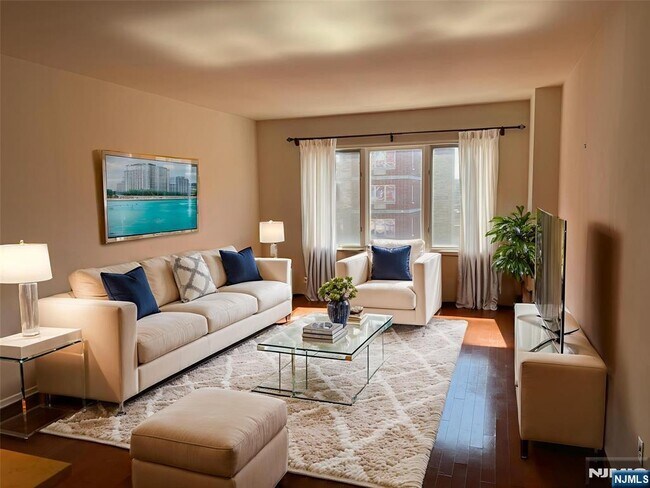 2207 City in Edgewater, NJ - Building Photo - Building Photo