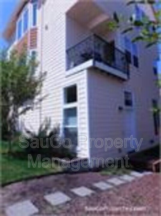 3340 SW 12th Ave in Portland, OR - Building Photo