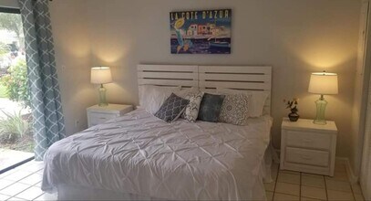 1511 Hawthorne Pl in Wellington, FL - Building Photo - Building Photo
