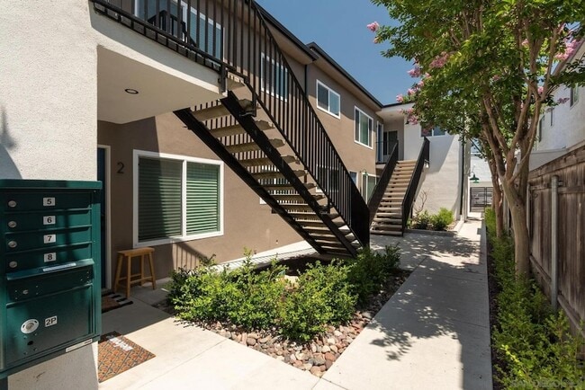 3204 Collier Ave in San Diego, CA - Building Photo - Building Photo
