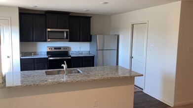 11054 Eyelet Harbor in Converse, TX - Building Photo - Building Photo