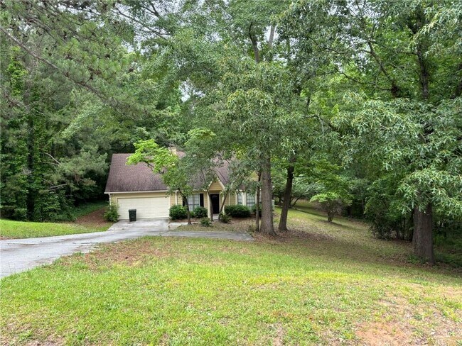 property at 6854 Justin Dr