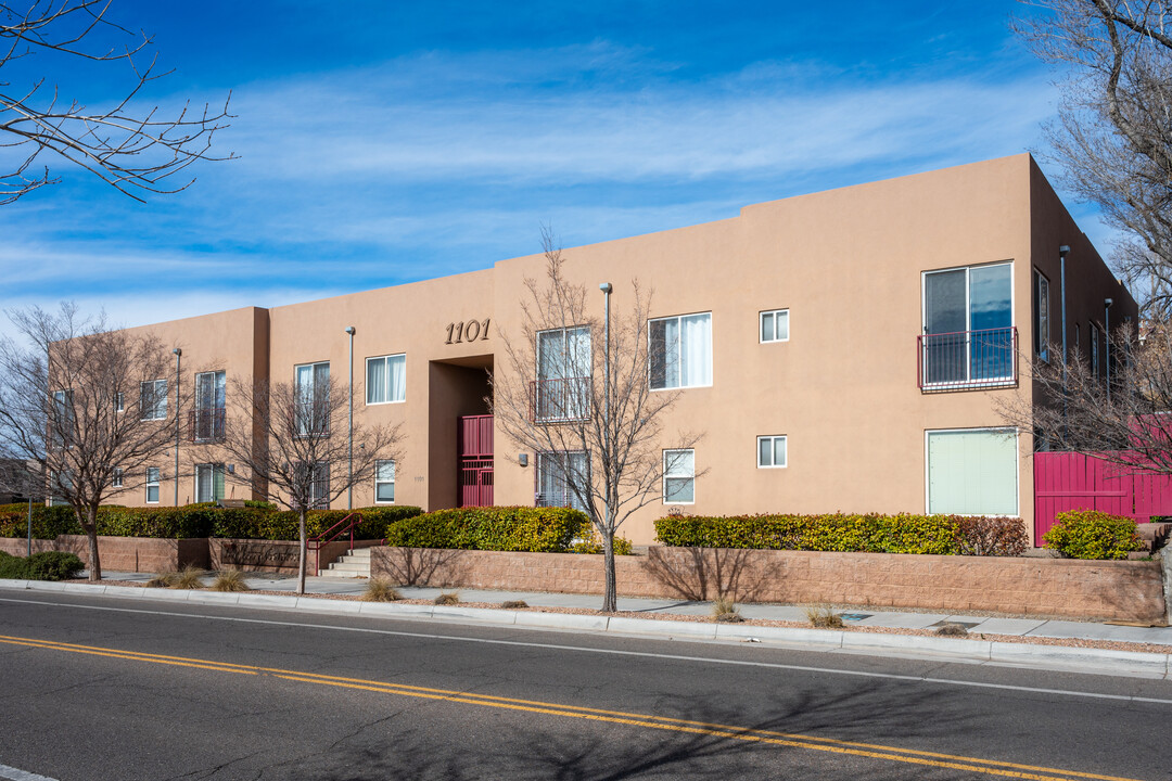 Mulberry Gardens in Albuquerque, NM - Foto de edificio