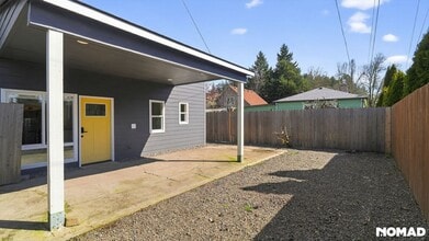 1155 18th St NE in Salem, OR - Building Photo - Building Photo