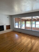 1703 Ridge Dr in Redding, CA - Building Photo - Building Photo