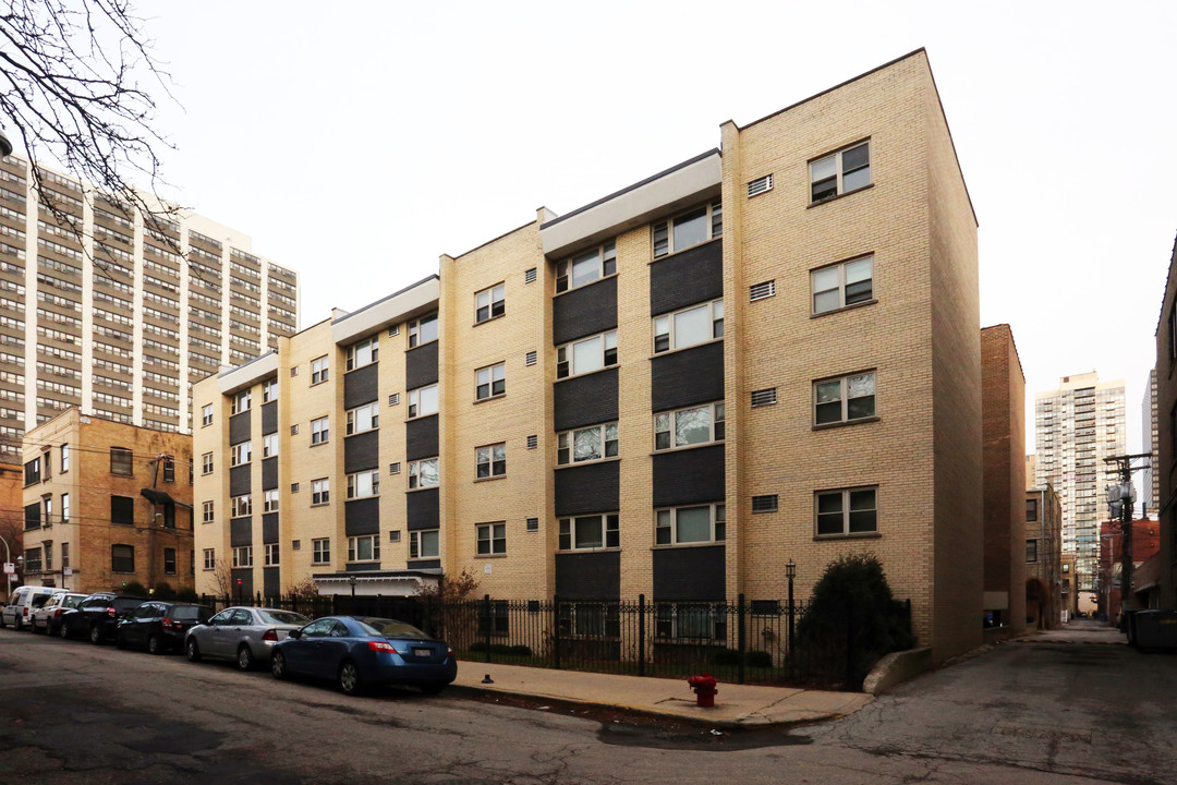 3161 N Cambridge Ave in Chicago, IL - Foto de edificio