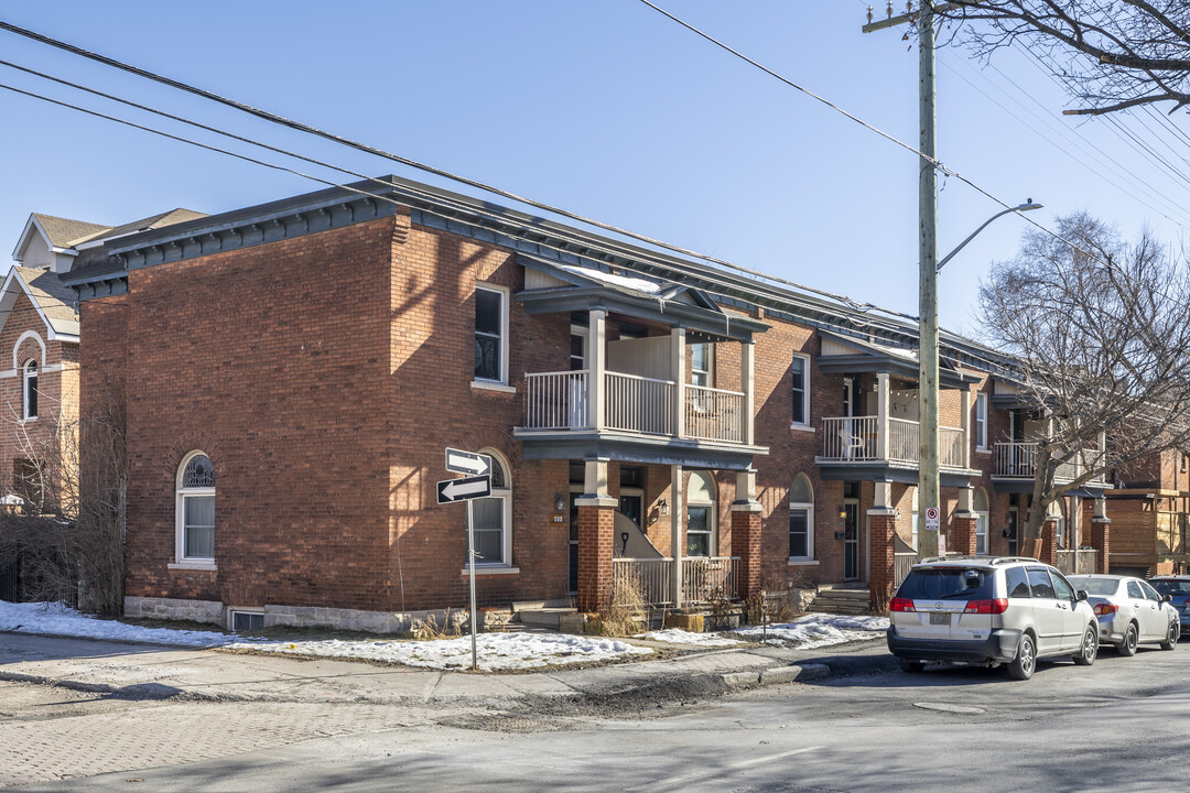 375 Lyon St N in Ottawa, ON - Building Photo