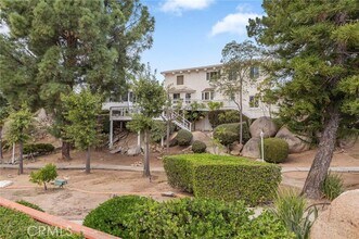 28720 Sandhurst Way in Escondido, CA - Building Photo - Building Photo