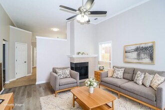 8652 Eagle View Dr in Memphis, TN - Building Photo - Building Photo