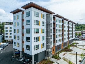 Watershed Renton in Renton, WA - Foto de edificio - Building Photo