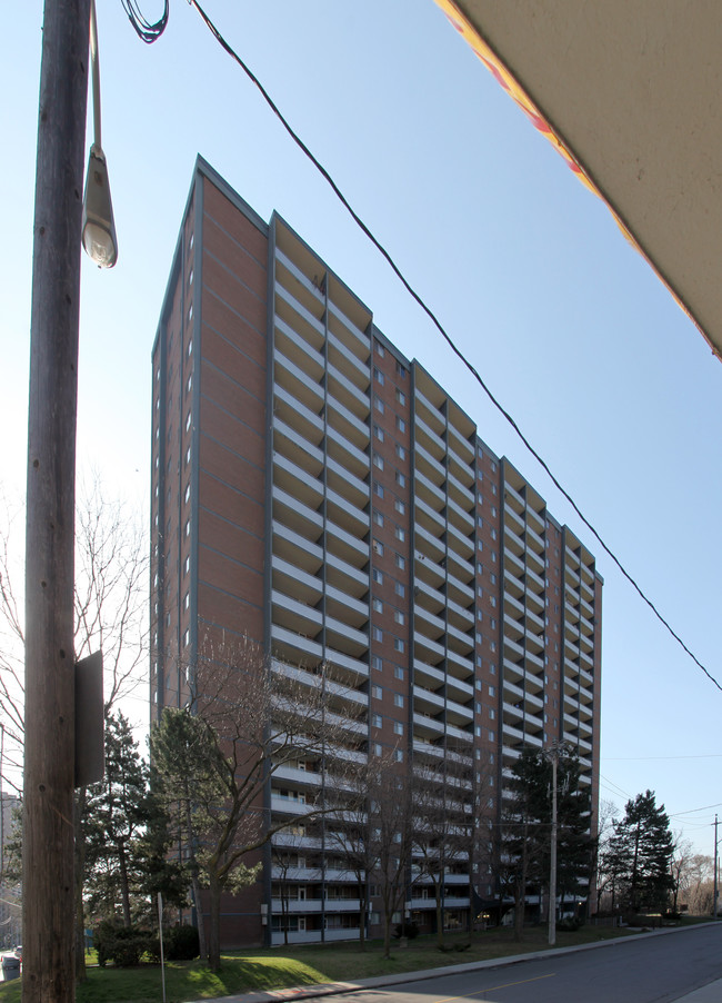 Weston Bellevue in Toronto, ON - Building Photo - Building Photo