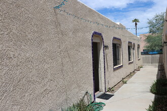 3249 E Presidio Rd in Tucson, AZ - Building Photo - Building Photo