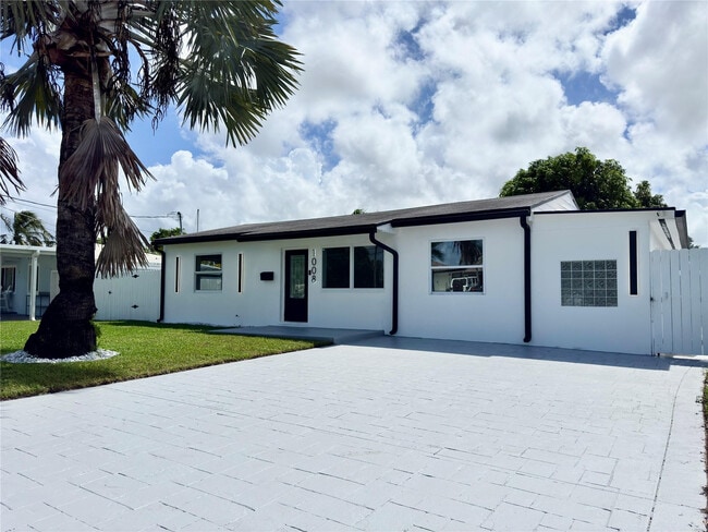 property at 1008 Mango Isle