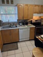 169 Lake Carol Dr in West Palm Beach, FL - Building Photo - Building Photo