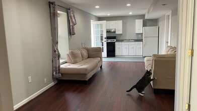 19232 Wheatfield Dr in Germantown, MD - Building Photo - Building Photo