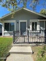 2341 Rock Blvd in Sparks, NV - Building Photo