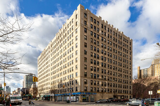 141 E 3rd St in New York, NY - Foto de edificio - Building Photo