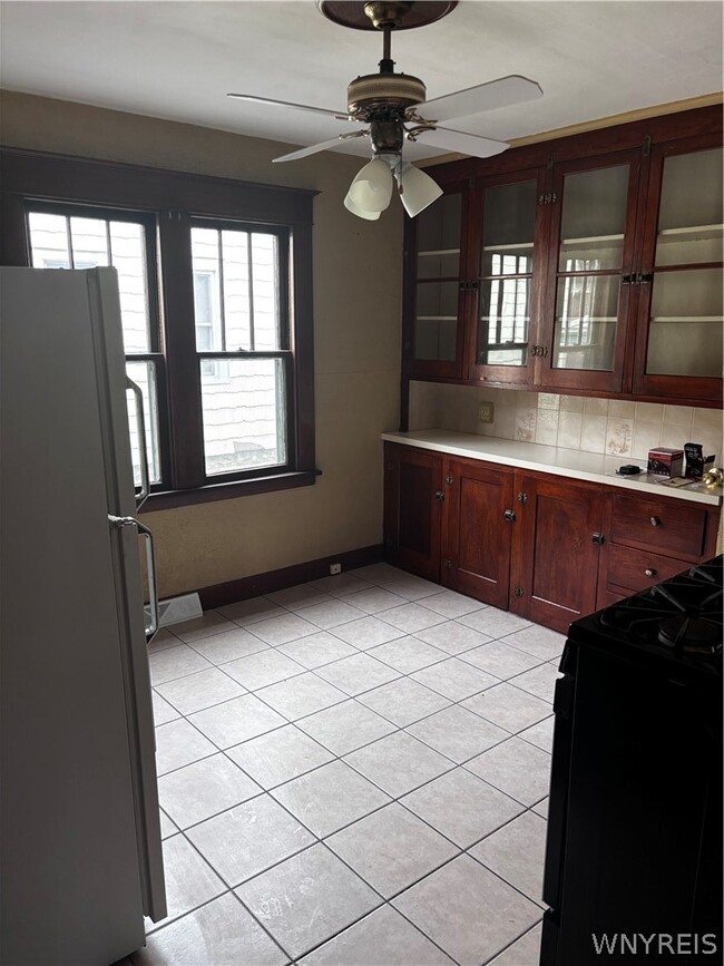 46 Kirkwood Dr in West Seneca, NY - Building Photo - Building Photo