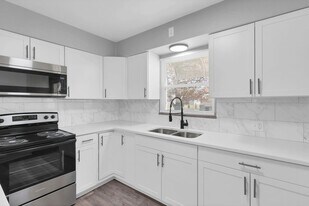 1820 Oakwood Ave in Columbus, OH - Building Photo