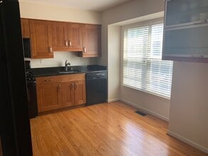 678 Ivy League Ln in Rockville, MD - Building Photo - Building Photo