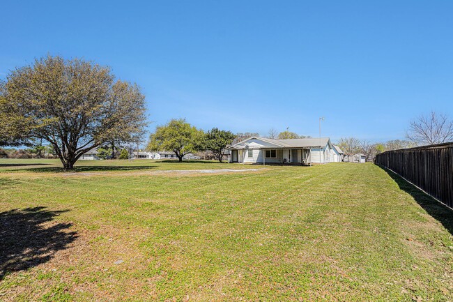 1965 N White Chapel Blvd in Southlake, TX - Foto de edificio - Building Photo